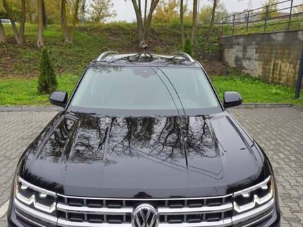 Черный Фольксваген Atlas, объемом двигателя 3.6 л и пробегом 90 тыс. км за 25500 $, фото 1 на Automoto.ua