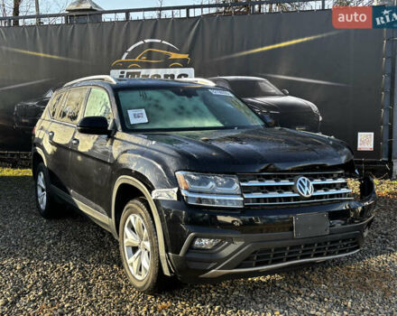 Черный Фольксваген Atlas, объемом двигателя 3.6 л и пробегом 168 тыс. км за 14700 $, фото 1 на Automoto.ua