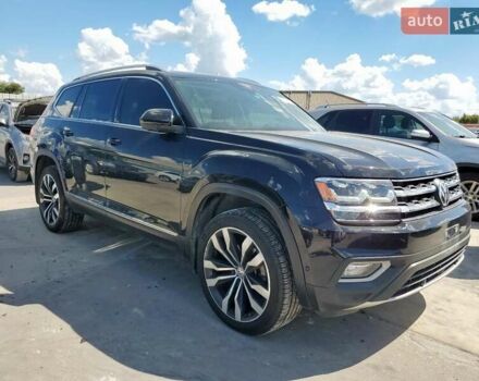 Черный Фольксваген Atlas, объемом двигателя 3.6 л и пробегом 130 тыс. км за 5000 $, фото 1 на Automoto.ua