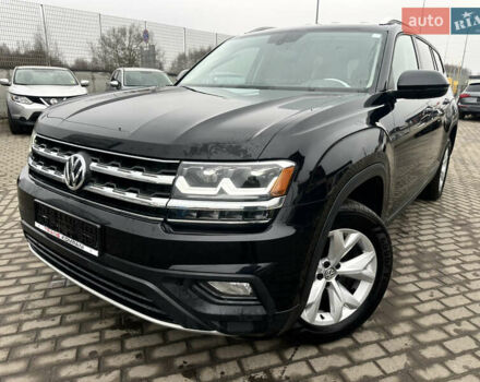 Чорний Фольксваген Atlas, об'ємом двигуна 3.6 л та пробігом 176 тис. км за 17999 $, фото 1 на Automoto.ua