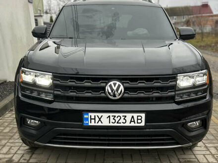 Чорний Фольксваген Atlas, об'ємом двигуна 3.6 л та пробігом 116 тис. км за 23900 $, фото 1 на Automoto.ua