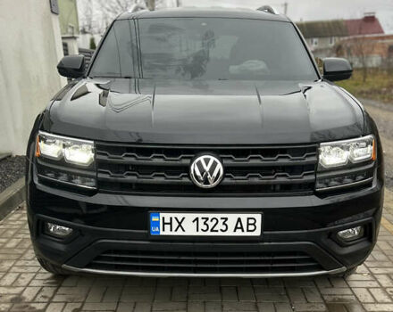 Черный Фольксваген Atlas, объемом двигателя 3.6 л и пробегом 116 тыс. км за 23900 $, фото 1 на Automoto.ua