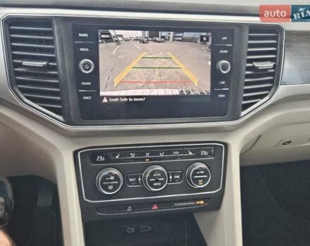 Червоний Фольксваген Atlas, об'ємом двигуна 3.6 л та пробігом 140 тис. км за 17500 $, фото 12 на Automoto.ua