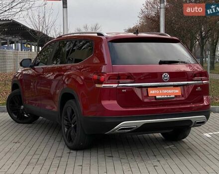 Красный Фольксваген Atlas, объемом двигателя 3.6 л и пробегом 98 тыс. км за 22900 $, фото 7 на Automoto.ua