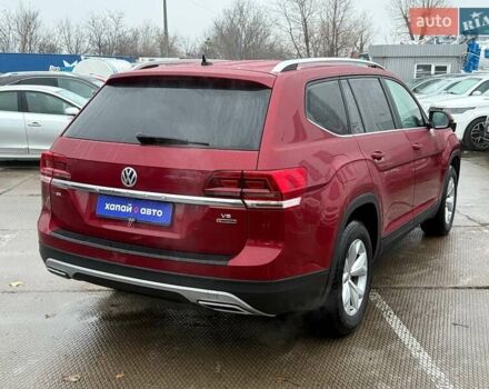 Красный Фольксваген Atlas, объемом двигателя 3.6 л и пробегом 98 тыс. км за 19500 $, фото 4 на Automoto.ua