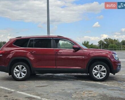 Червоний Фольксваген Atlas, об'ємом двигуна 3.6 л та пробігом 140 тис. км за 17500 $, фото 6 на Automoto.ua
