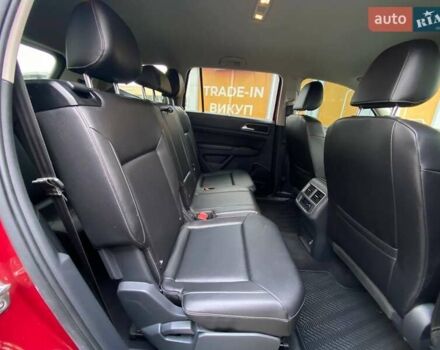 Красный Фольксваген Atlas, объемом двигателя 3.6 л и пробегом 98 тыс. км за 22900 $, фото 15 на Automoto.ua