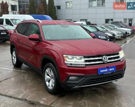 Красный Фольксваген Atlas, объемом двигателя 3.6 л и пробегом 98 тыс. км за 19500 $, фото 2 на Automoto.ua