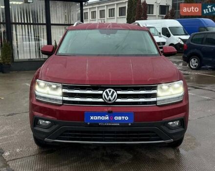 Красный Фольксваген Atlas, объемом двигателя 3.6 л и пробегом 98 тыс. км за 19500 $, фото 1 на Automoto.ua