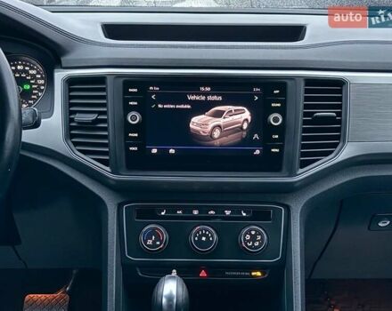 Красный Фольксваген Atlas, объемом двигателя 3.6 л и пробегом 98 тыс. км за 19500 $, фото 12 на Automoto.ua