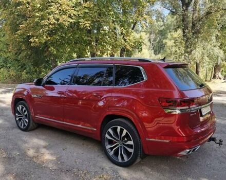 Красный Фольксваген Atlas, объемом двигателя 3.6 л и пробегом 72 тыс. км за 26000 $, фото 2 на Automoto.ua