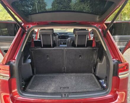 Красный Фольксваген Atlas, объемом двигателя 3.6 л и пробегом 72 тыс. км за 26000 $, фото 8 на Automoto.ua