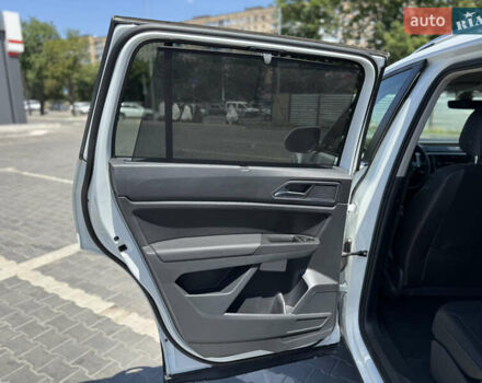 Фольксваген Atlas, объемом двигателя 0 л и пробегом 98 тыс. км за 19000 $, фото 32 на Automoto.ua