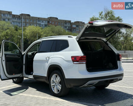 Фольксваген Atlas, объемом двигателя 0 л и пробегом 98 тыс. км за 19000 $, фото 22 на Automoto.ua