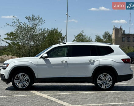 Фольксваген Atlas, объемом двигателя 0 л и пробегом 98 тыс. км за 19000 $, фото 5 на Automoto.ua