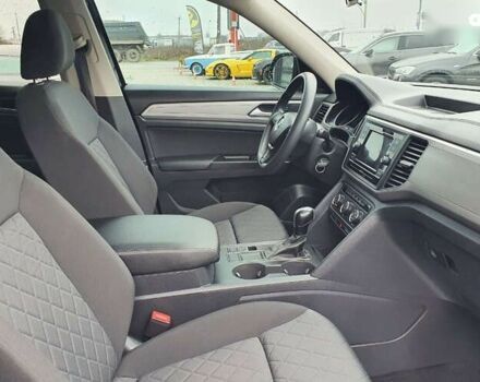 Фольксваген Atlas, объемом двигателя 2 л и пробегом 235 тыс. км за 22300 $, фото 19 на Automoto.ua