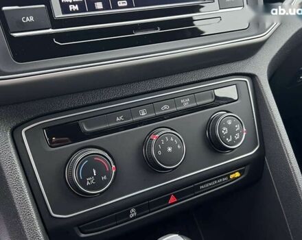 Фольксваген Atlas, объемом двигателя 2 л и пробегом 152 тыс. км за 18490 $, фото 20 на Automoto.ua