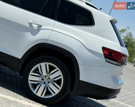 Фольксваген Atlas, объемом двигателя 0 л и пробегом 98 тыс. км за 19000 $, фото 4 на Automoto.ua