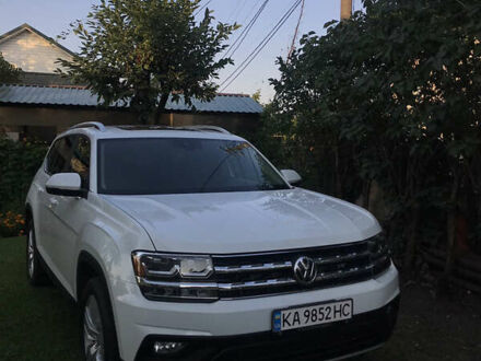 Фольксваген Atlas 2019 у Києві на Automoto.ua Фольксваген Atlas, об'ємом двигуна 3.6 л та пробігом 49 тис. км за 27500 $, фото 1 на Automoto.ua