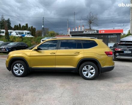 Желтый Фольксваген Atlas, объемом двигателя 3.6 л и пробегом 122 тыс. км за 27290 $, фото 7 на Automoto.ua