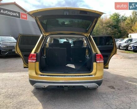 Фольксваген Atlas 2017 в Виннице на Automoto.ua Желтый Фольксваген Atlas, объемом двигателя 3.6 л и пробегом 122 тыс. км за 27290 $, фото 15 на Automoto.ua