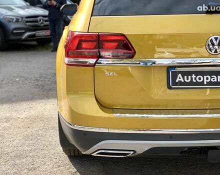 Желтый Фольксваген Atlas, объемом двигателя 3.6 л и пробегом 122 тыс. км за 27290 $, фото 13 на Automoto.ua