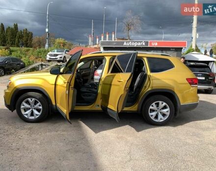 Фольксваген Atlas 2017 в Виннице на Automoto.ua Желтый Фольксваген Atlas, объемом двигателя 3.6 л и пробегом 122 тыс. км за 27290 $, фото 18 на Automoto.ua