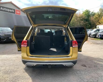 Желтый Фольксваген Atlas, объемом двигателя 3.6 л и пробегом 122 тыс. км за 27290 $, фото 16 на Automoto.ua