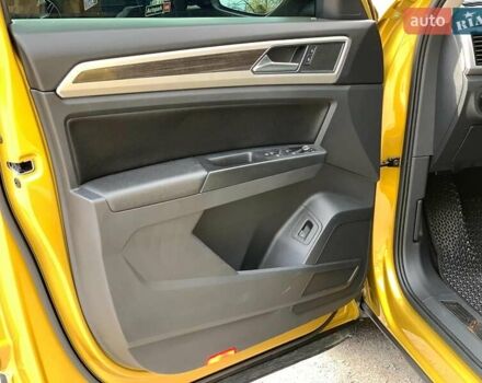Фольксваген Atlas 2017 в Виннице на Automoto.ua Желтый Фольксваген Atlas, объемом двигателя 3.6 л и пробегом 122 тыс. км за 27290 $, фото 26 на Automoto.ua