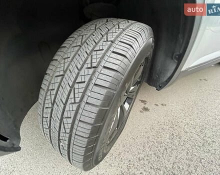 Серый Фольксваген Atlas, объемом двигателя 3.6 л и пробегом 87 тыс. км за 22900 $, фото 58 на Automoto.ua