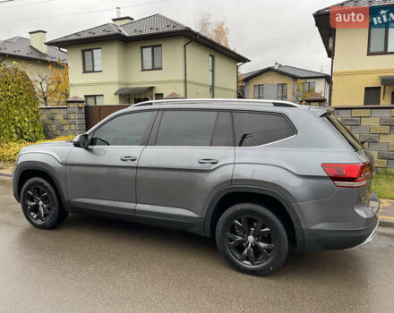 Серый Фольксваген Atlas, объемом двигателя 3.6 л и пробегом 74 тыс. км за 18999 $, фото 20 на Automoto.ua