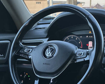 Серый Фольксваген Atlas, объемом двигателя 3.6 л и пробегом 143 тыс. км за 24300 $, фото 16 на Automoto.ua