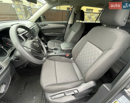 Серый Фольксваген Atlas, объемом двигателя 3.6 л и пробегом 74 тыс. км за 18999 $, фото 31 на Automoto.ua