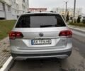 Сірий Фольксваген Atlas, об'ємом двигуна 3.6 л та пробігом 100 тис. км за 25000 $, фото 2 на Automoto.ua