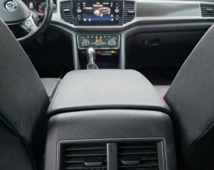 Серый Фольксваген Atlas, объемом двигателя 3.6 л и пробегом 132 тыс. км за 21000 $, фото 8 на Automoto.ua