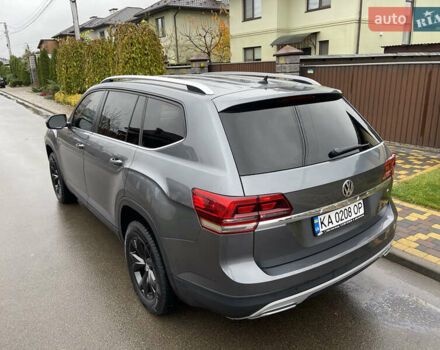 Серый Фольксваген Atlas, объемом двигателя 3.6 л и пробегом 74 тыс. км за 18999 $, фото 17 на Automoto.ua
