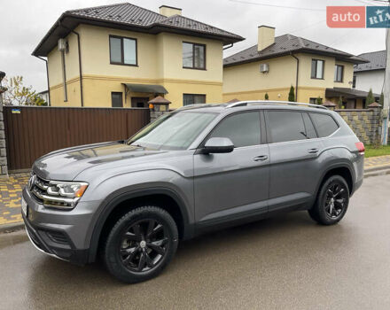 Серый Фольксваген Atlas, объемом двигателя 3.6 л и пробегом 74 тыс. км за 18999 $, фото 22 на Automoto.ua