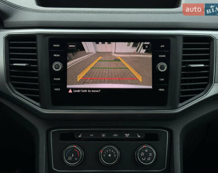 Серый Фольксваген Atlas, объемом двигателя 3.6 л и пробегом 129 тыс. км за 21900 $, фото 37 на Automoto.ua