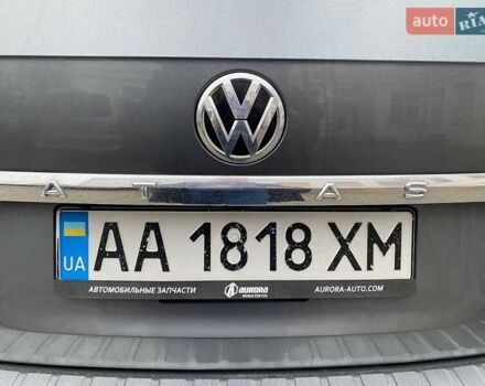 Серый Фольксваген Atlas, объемом двигателя 3.6 л и пробегом 170 тыс. км за 20000 $, фото 38 на Automoto.ua