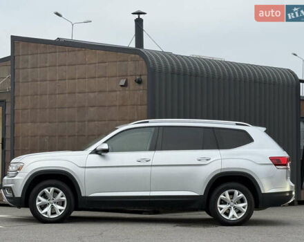 Серый Фольксваген Atlas, объемом двигателя 3.6 л и пробегом 129 тыс. км за 20350 $, фото 12 на Automoto.ua