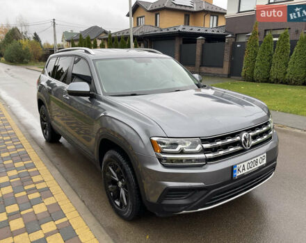 Серый Фольксваген Atlas, объемом двигателя 3.6 л и пробегом 74 тыс. км за 18999 $, фото 5 на Automoto.ua