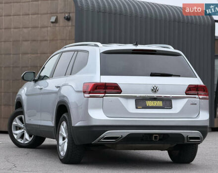 Серый Фольксваген Atlas, объемом двигателя 3.6 л и пробегом 129 тыс. км за 20350 $, фото 15 на Automoto.ua