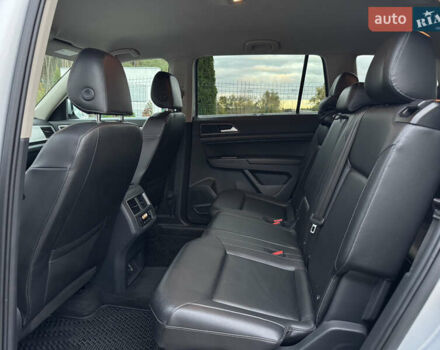 Серый Фольксваген Atlas, объемом двигателя 3.6 л и пробегом 129 тыс. км за 20350 $, фото 34 на Automoto.ua