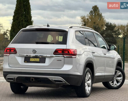 Серый Фольксваген Atlas, объемом двигателя 3.6 л и пробегом 129 тыс. км за 21900 $, фото 11 на Automoto.ua