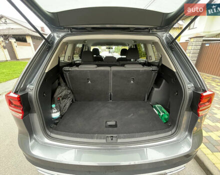 Серый Фольксваген Atlas, объемом двигателя 3.6 л и пробегом 74 тыс. км за 18999 $, фото 51 на Automoto.ua