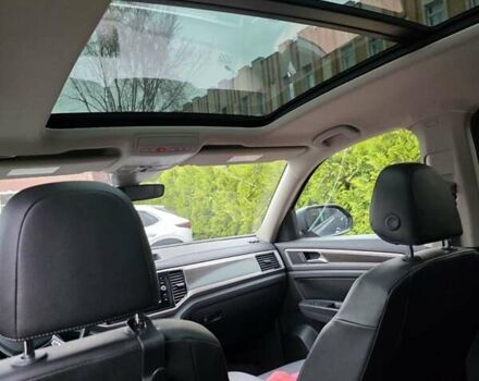 Серый Фольксваген Atlas, объемом двигателя 3.6 л и пробегом 132 тыс. км за 21000 $, фото 7 на Automoto.ua