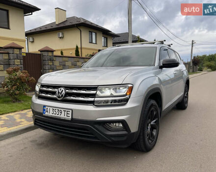 Серый Фольксваген Atlas, объемом двигателя 3.6 л и пробегом 87 тыс. км за 22900 $, фото 5 на Automoto.ua