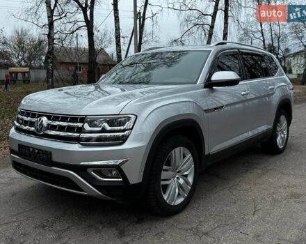 Серый Фольксваген Atlas, объемом двигателя 3.6 л и пробегом 145 тыс. км за 20500 $, фото 9 на Automoto.ua