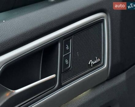 Серый Фольксваген Atlas, объемом двигателя 3.6 л и пробегом 145 тыс. км за 20500 $, фото 24 на Automoto.ua