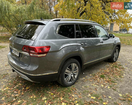 Фольксваген Atlas 2018 в Черкассах на Automoto.ua Серый Фольксваген Atlas, объемом двигателя 3.6 л и пробегом 145 тыс. км за 25700 $, фото 5 на Automoto.ua